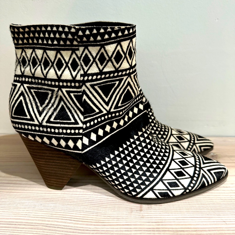 Lucky Brand Women’s Munise Leather Cow Hair Bootie